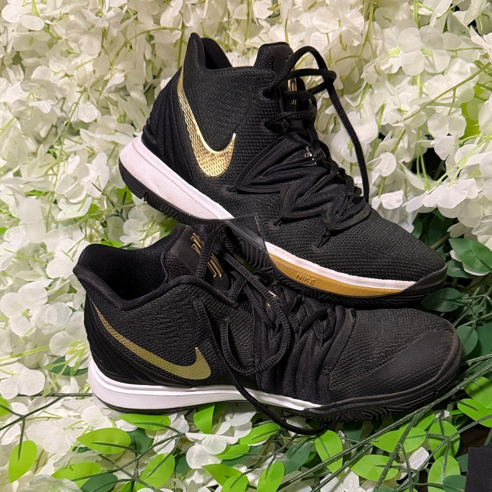 Nike Kyrie 5 Black and Gold
